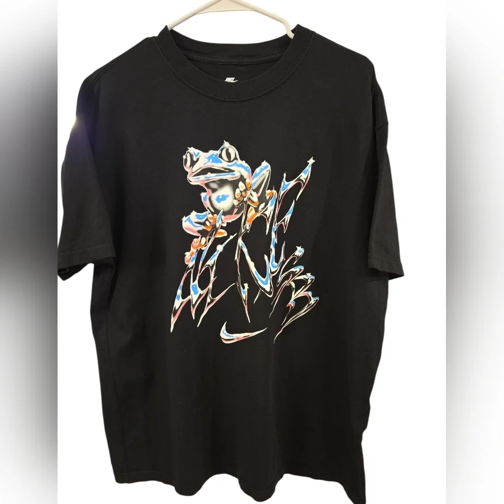 NIKE SB M90 LAZY GAWD TEE. SIZE LARGE. BLACK.. UNISEX.
